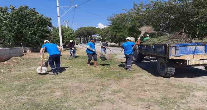 Germencik Belediyesi ekipleri ilçe genelinde çalışmalarını sürdürüyor