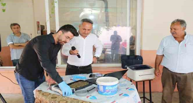 Mezitlili üreticilere toprak analiz cihazı tanıtıldı