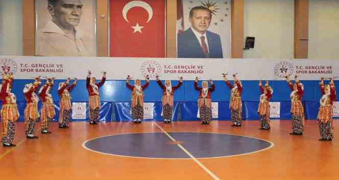 Nevşehir’de yapılan halk oyunları turnuvası sona erdi