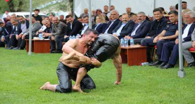 Fatih Sultan Mehmet’in annesinin memleketinde ’fetih’ coşkusu