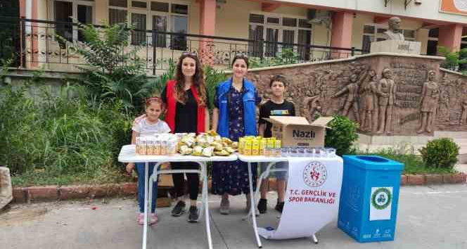 Aydın’da sınav kalemleri ihtiyaç sahibi öğrenciler için toplandı