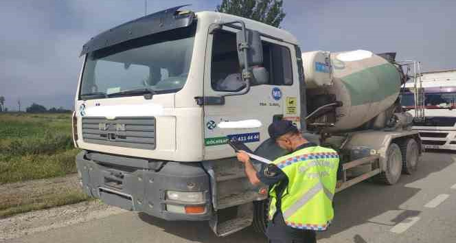 Burdur’da trafik denetimlerinde 535 araç kontrol edildi