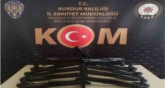 Burdur’da kaçak silah operasyonu