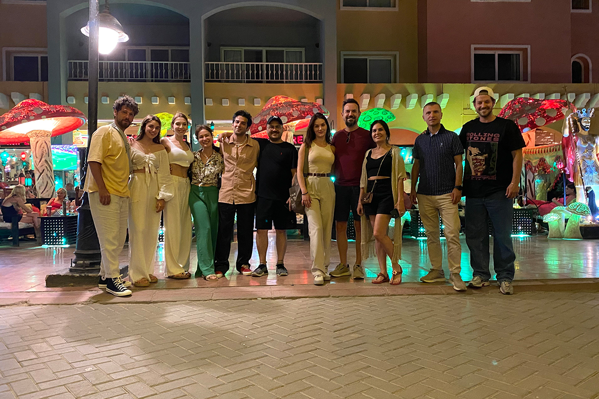 Türk oyuncular Kızıldeniz’de tatil keyfi yaptı