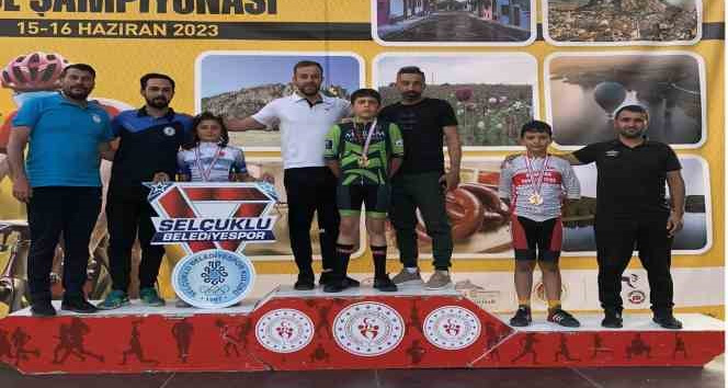 Karaman bisiklet takımından 3 bronz madalya
