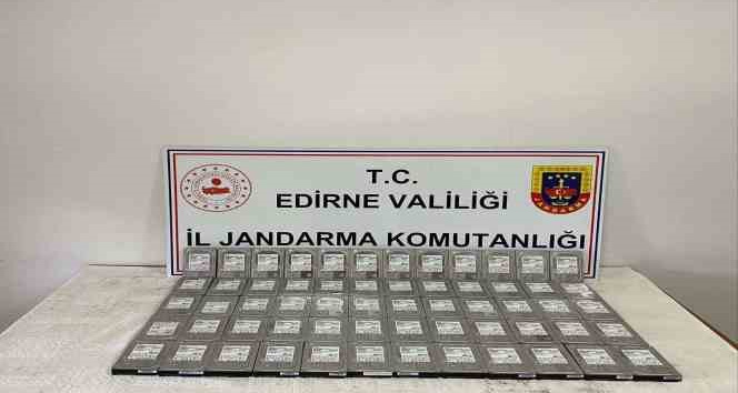Kapıkule’de gümrük kaçağı 60 adet hard disk ele geçirildi