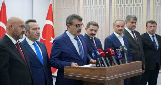 Deprem bölgesinde eğitim aksamayacak