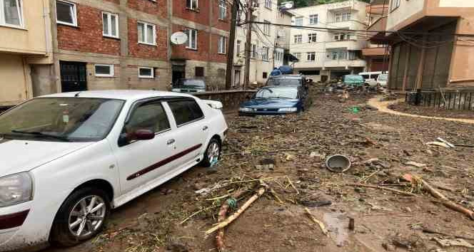 Duroğlu Belde Belediye Başkanı Halil Çetin: “Afatın boyutu çok büyük; Her tarafımızı yıktı, büyük heyelanlar oluştu"