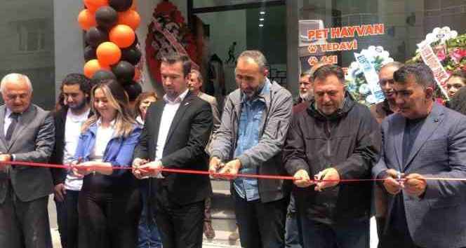Kars’ta VHO Başkanı Ödül, Veteriner Kliniği’nin açılışını yaptı