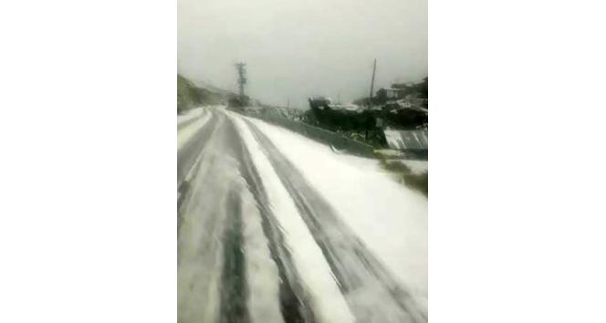 Haziran ayında her yer beyaza büründü