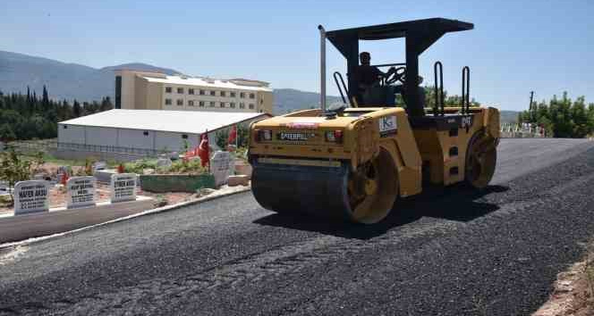 Osmaniye’de Kurban Bayramı için asri mezarlıkta hummalı çalışma başladı