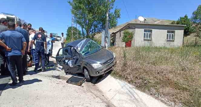 Bitlis’te trafik kazası: 5 kişi yaralı