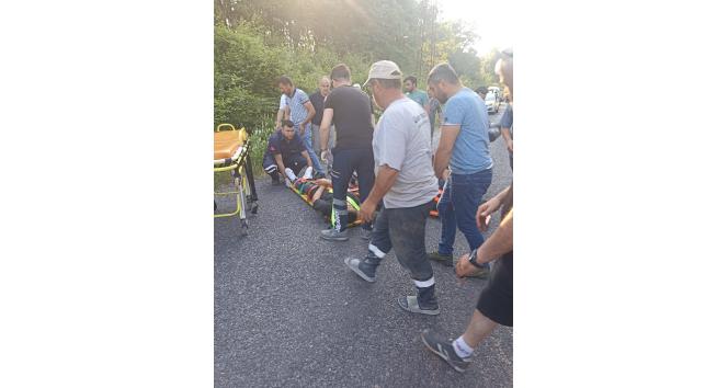 Alaplı’da otomobil ile motosiklet kaza yaptı: 2 yaralı