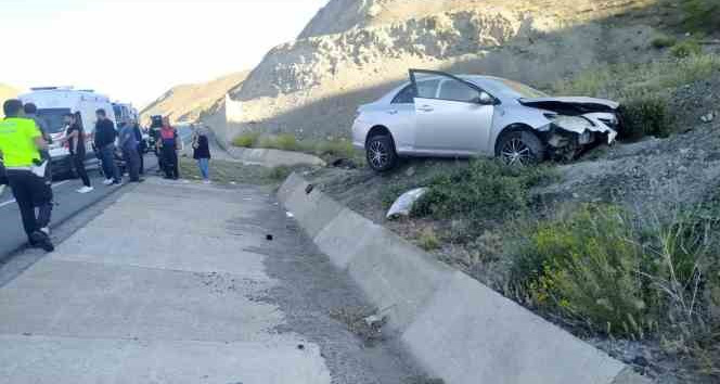 Erzincan’da trafik kazası: 1 ölü, 3 yaralı