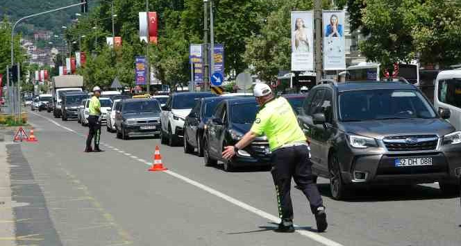 Ordu’da bayram tatiline çıkanlara ‘Bu Yolda Sana Çok Güveniyoruz’ denetimi