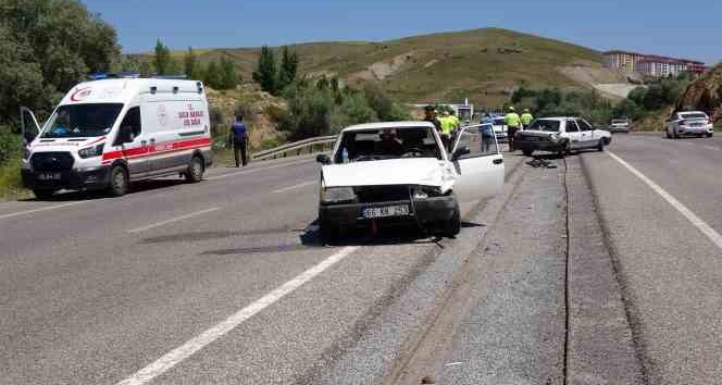 Yozgat’ta iki otomobil çarpıştı: 1 yaralı