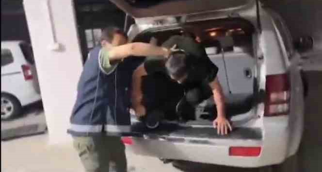 Göçmenin pes dedirten kaçış planı: Gizli bölmede yakalandı