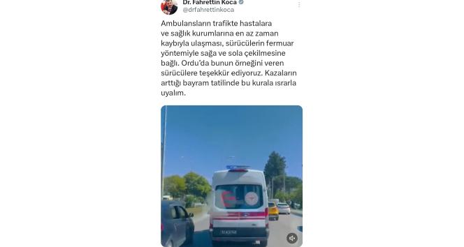 Sürücüler ambulansa yol verdi, Bakan Koca teşekkür etti