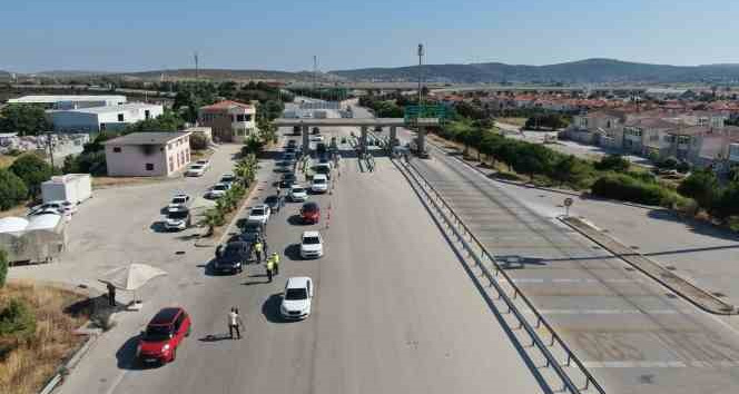 Çeşme’de tatilci yoğunluğu başladı