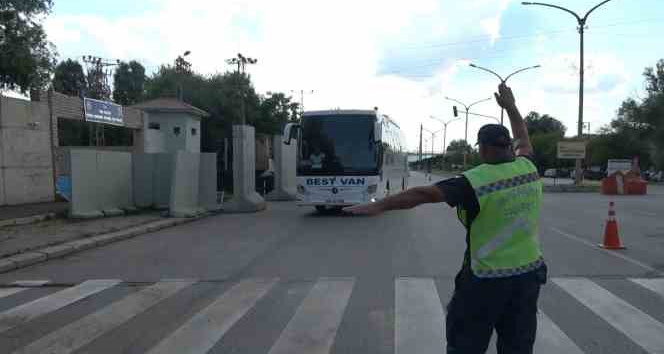 Muş’ta jandarma ekiplerinden bayram denetimi