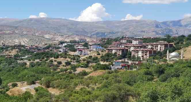 Çemişgezek, bayramla birlikte nüfusunu ikiye katladı