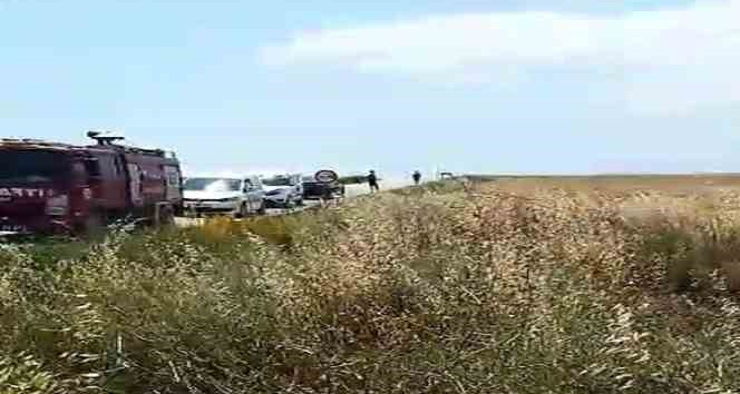 Edirne’de buğday tarlasına sürüklenerek takla atan araçtaki 2 kişi öldü