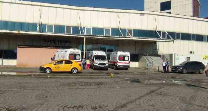 Kars’ta 55 acemi kasap kendisini yaraladı