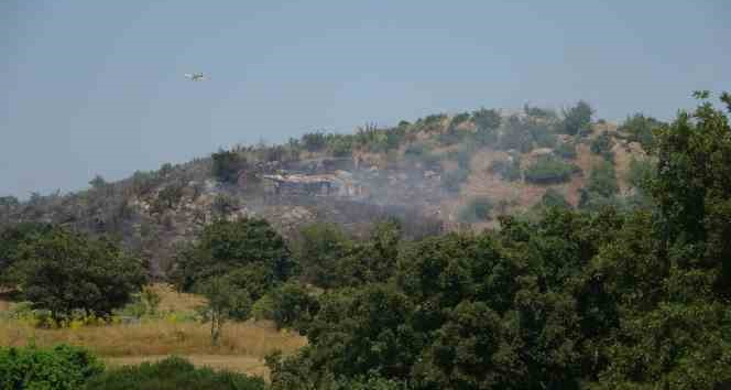 Çanakkale’de zirai alan yangınında 35 dönüm alan zarar gördü