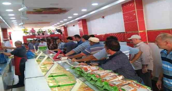 Yozgat’ta kasapların kıyma mesaisi sürüyor