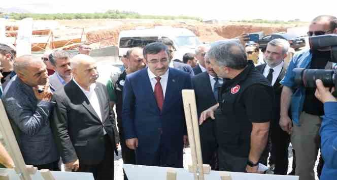 Cumhurbaşkanı Yardımcısı Yılmaz: "Afetlerin yaralarını hep birlikte sardık"