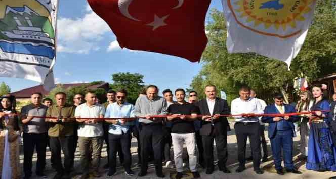 Tatvan’da 55. Doğu Anadolu Fuarı başladı