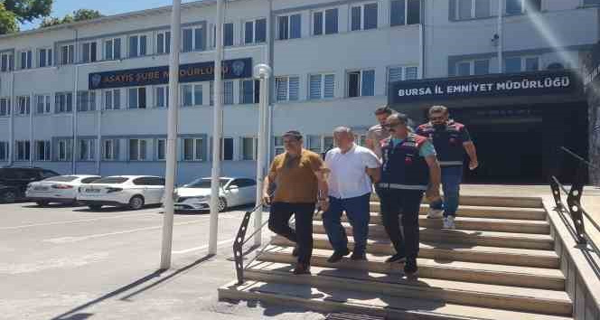 Kurban eti bekleyenlere, donmuş et veren restoran sahipleri adliyeye sevk edildi