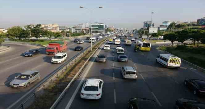 Bayram tatili sonrası İstanbul’da trafik yoğunluğu