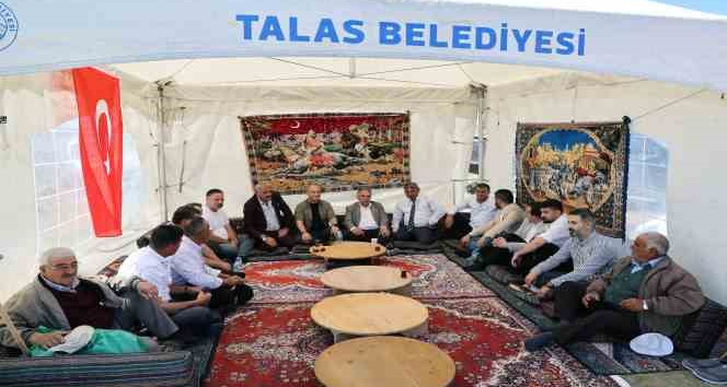 Çatakdere ve Başakpınar’da Hem Bayramlaşma Hem Şenlik