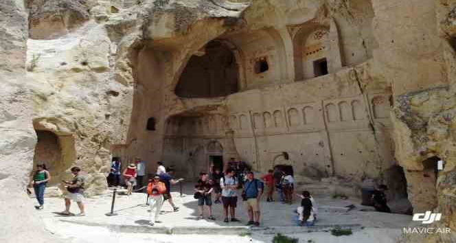 Kapadokya son bir ayda yarım milyon turist ağırladı