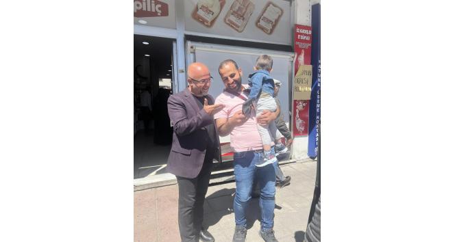 Başkan Altun, tatil sonrası mesaiye esnaf ziyaretiyle başladı
