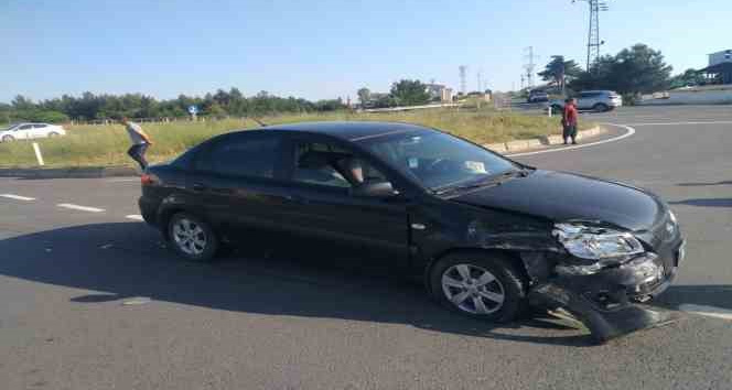 İpsala’da 2 otomobil çarpıştı, 1 kişi yaralandı