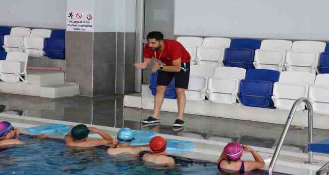 Uşak’ta yaz okulları başladı
