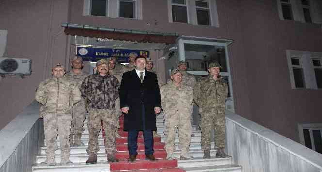 Iğdır’da protokolden kurumlara yılbaşı ziyareti