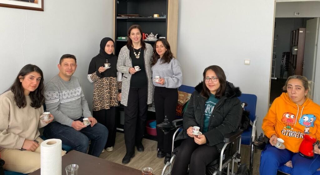 DPÜ KUBFA öğrencileri Engelsiz Hobi Atölyesi’nde
