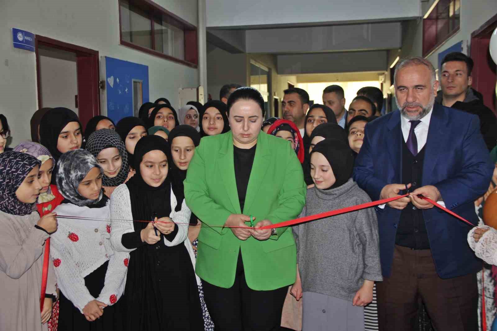 Cizre’de hafız öğrencilerin yararlanması için kütüphane açıldı

