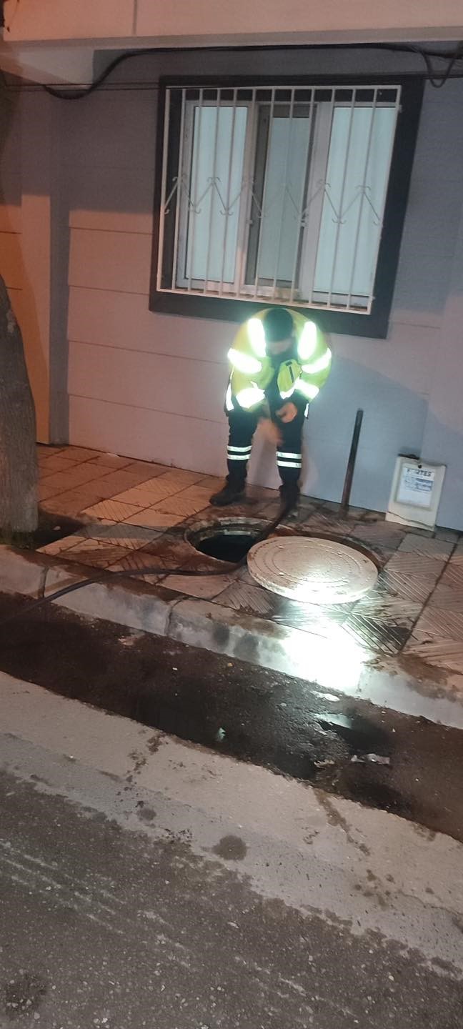 Yeni yıla çalışarak girdiler
