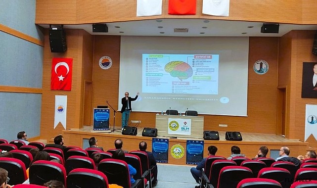 Sinop’ta bilim söyleşisi düzenlendi
