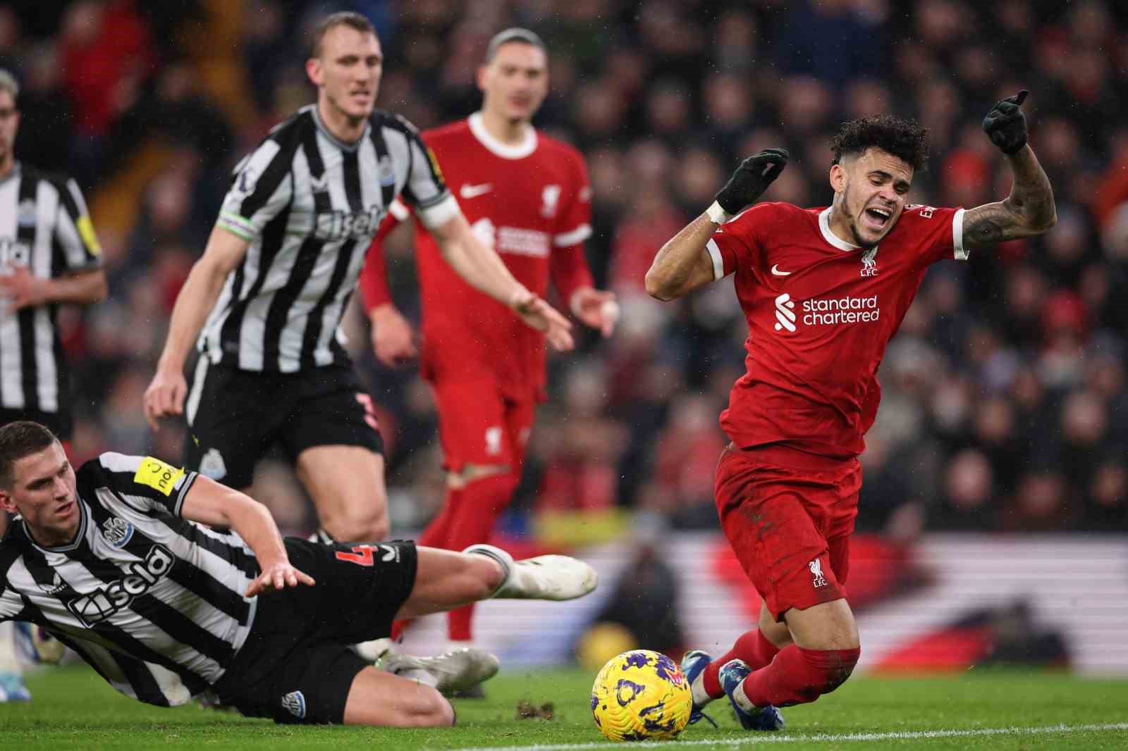 Liverpool, Newcastle’ı 4 golle geçerek liderliğini sürdürdü