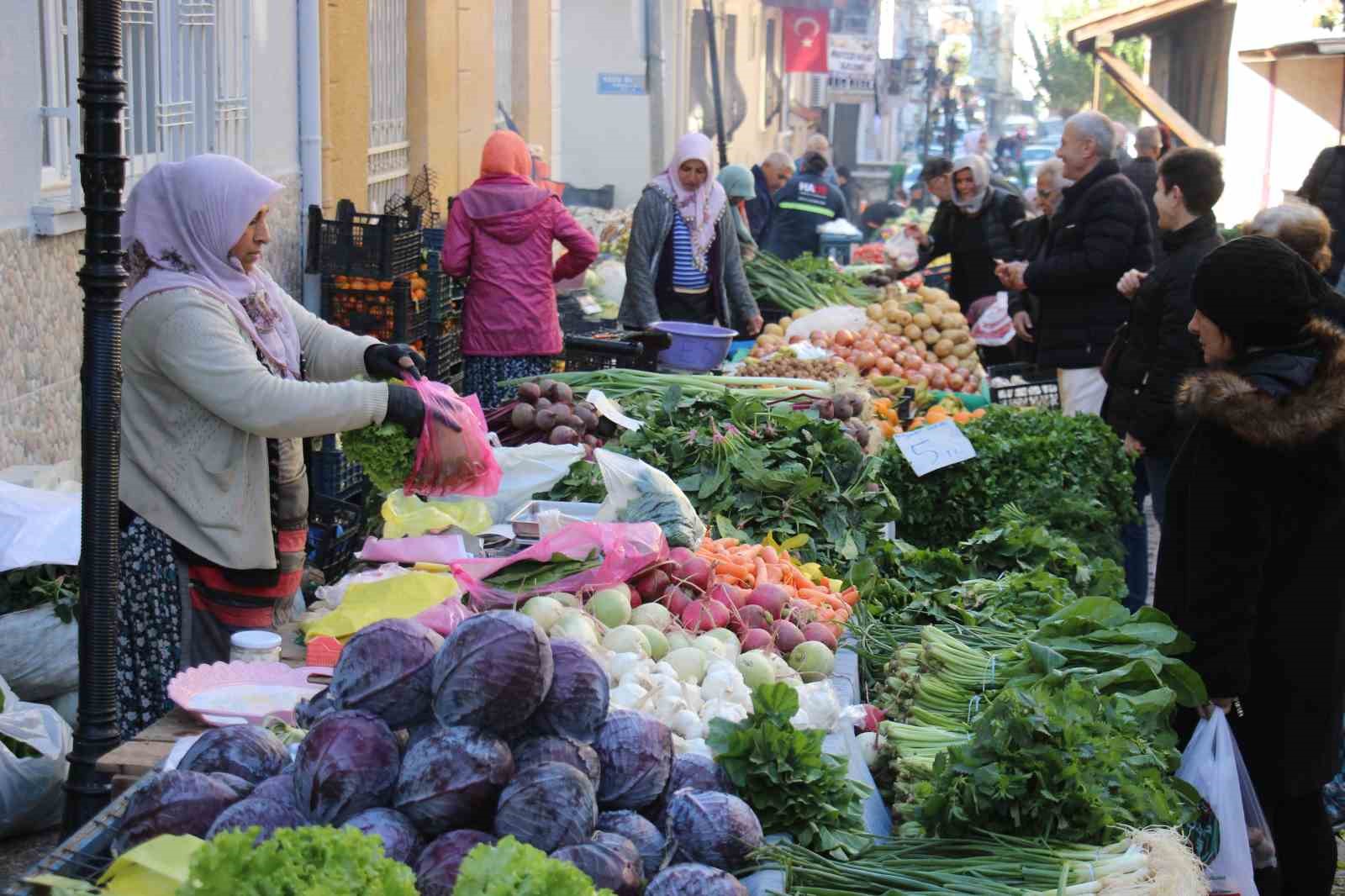 Bu otlar sadece Ege pazarında bulunuyor
