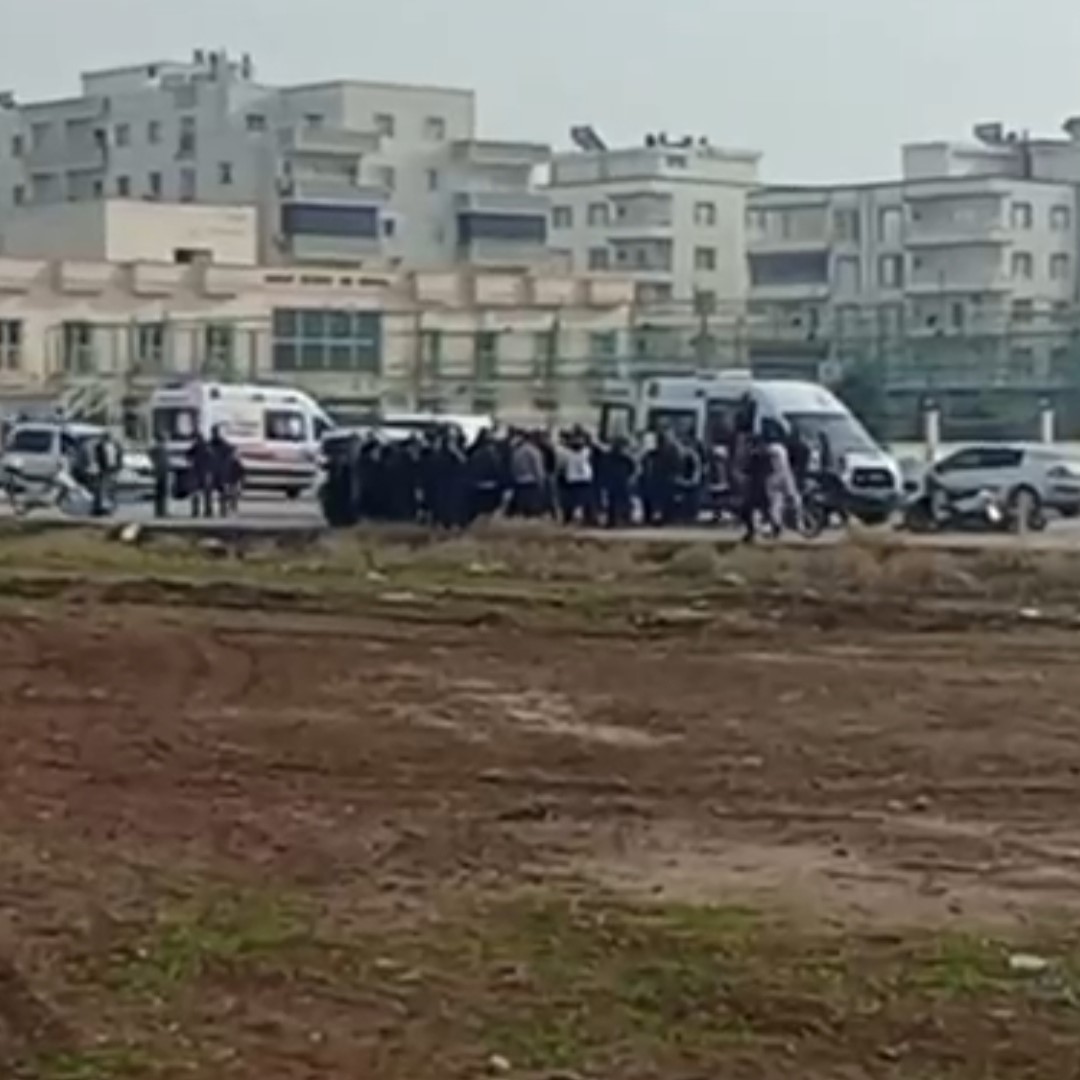 Mardin&rsquo;de otomobil ile motosiklet &ccedil;arpıştı, 1 ağır yaralı
