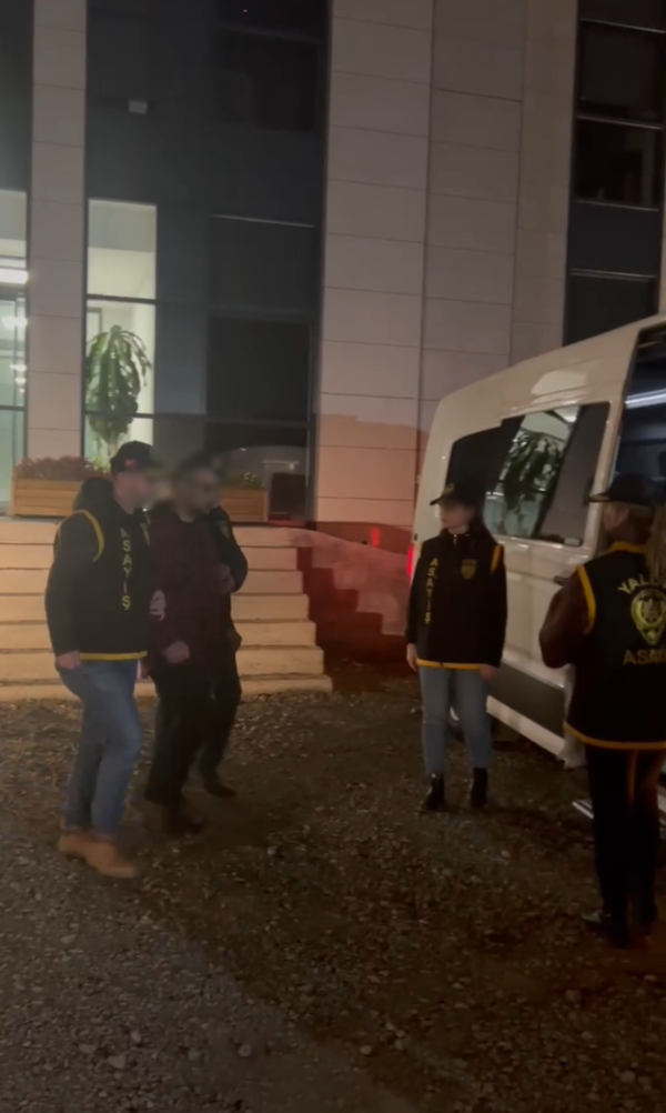 Yalova&rsquo;da 52 aranan şahıs yakalandı
