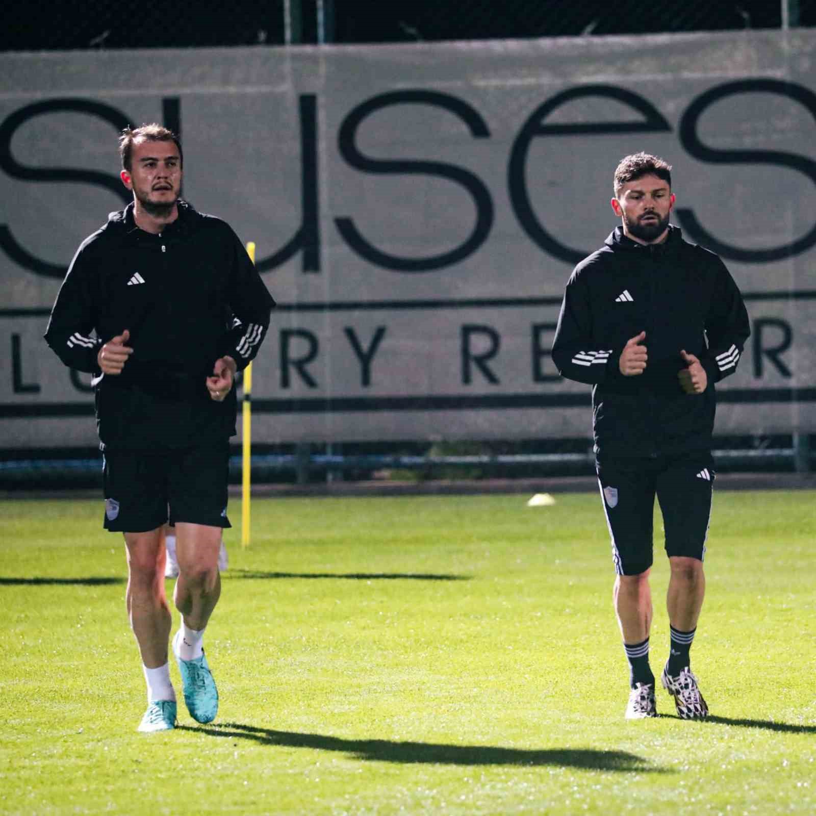 Erzurumspor FK Antalya’da kampa girdi
