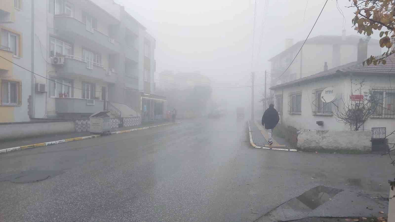 Balıkesir güne sisle uyandı