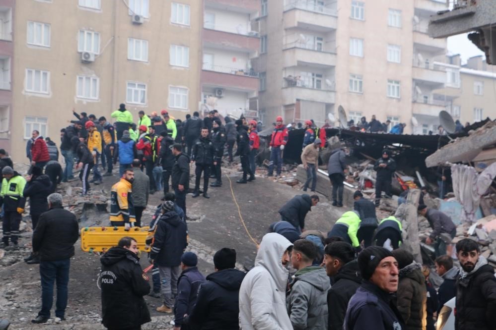 Diyarbakır’da 60 kişinin hayatını kaybettiği binanın müteahhidine 22 yıl 6 aya kadar hapis istemi